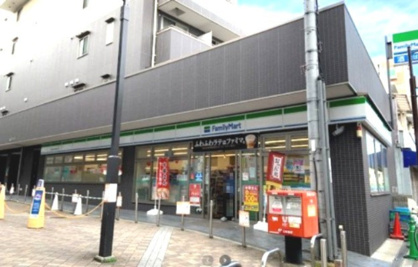 ファミリーマート 阪神出来島駅前店の画像1