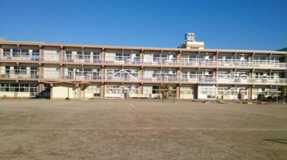 松久小学校の画像1