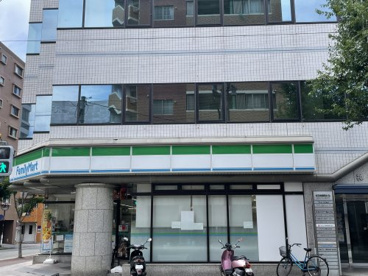 ファミリーマート　博多古門戸町店の画像1