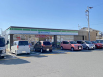 ファミリーマート 小浦忠岡北店