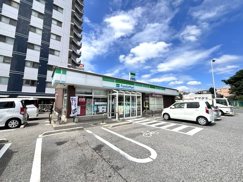 ファミリーマート 千葉幸町二丁目店
