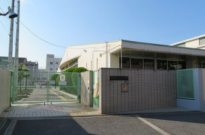 住吉中学校の画像1