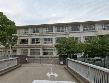 和歌山市立松江小学校の画像1