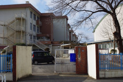 八王子市立清水小学校の画像1