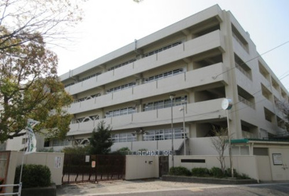吹田市立西山田中学校の画像1