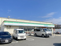 ファミリーマート 小浦岸和田北インター店