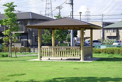 並木広場の画像1