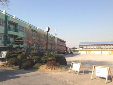 鴻巣市立鴻巣北小学校の画像1