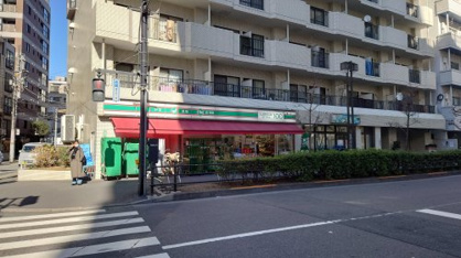 ローソンストア100 LS池袋西口店の画像1