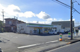 ファミリーマート 羽村羽加美店