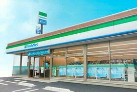 ファミリーマート 用賀の杜店の画像1