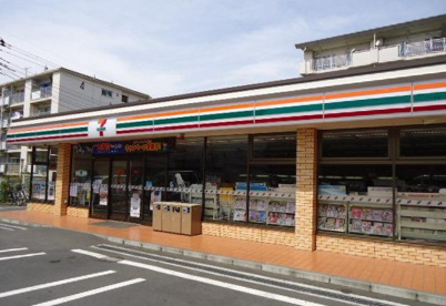 セブンイレブン 三鷹下連雀7丁目店の画像1