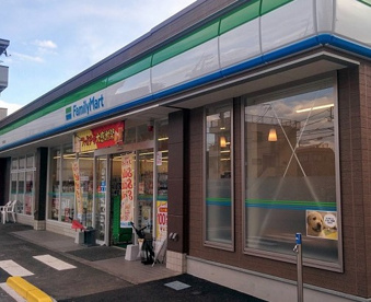 ファミリーマート 昭島緑町店の画像1