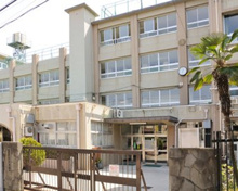 豊島区立池袋中学校