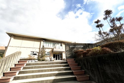 亀岡市立東輝中学校の画像1