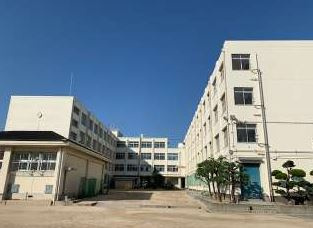 大阪市立新東淀中学校の画像1