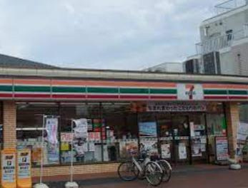 セブンイレブン 調布飛田給駅北口店の画像1