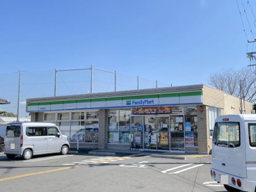 ファミリーマート 岸和田畑町店の画像1