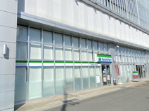 ファミリーマート イル・サローネ貝塚店