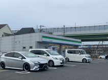 ファミリーマート　葛の葉町北店