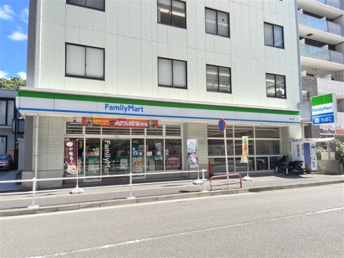ファミリーマート 新横浜店