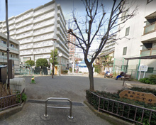 豊島区立高田二丁目中央児童遊園