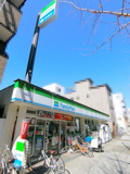 ファミリーマート　大阪プール東店