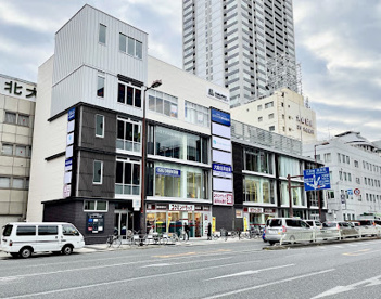 コクミンドラッグ 天神橋筋六丁目駅店の画像1