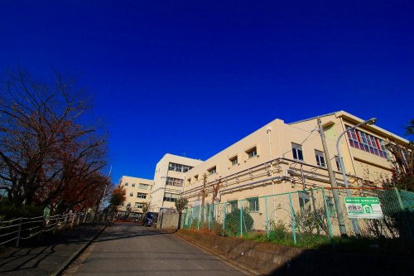 横浜市立城郷中学校の画像1