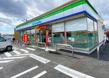 ファミリーマート 川崎新作五丁目店の画像1