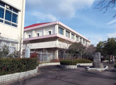 高石市立高南中学校の画像1