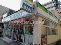 ファミリーマート 東白楽駅前店
