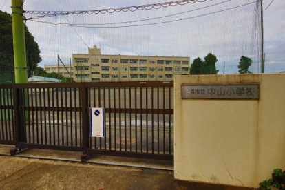 横浜市立中山小学校の画像1