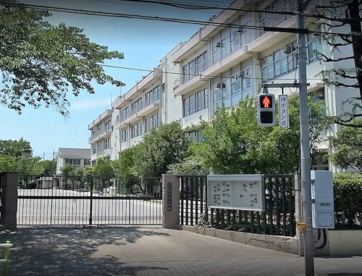 板橋区立高島第一中学校の画像1