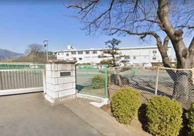 伊勢原市立成瀬中学校の画像1