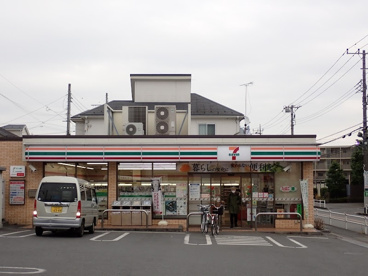 セブンイレブン狛江猪方3丁目店の画像1