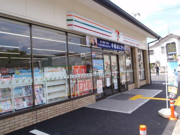 セブンイレブン 京都上桂山田口店の画像1