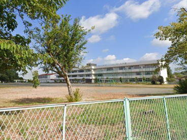 羽生市立岩瀬小学校の画像1
