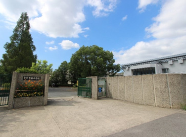 富秋中学校の画像1