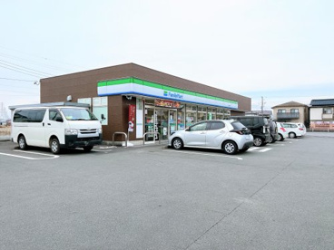 ファミリーマート 三島中島店の画像1