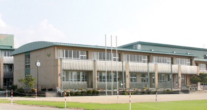甲斐市立双葉東小学校の画像1