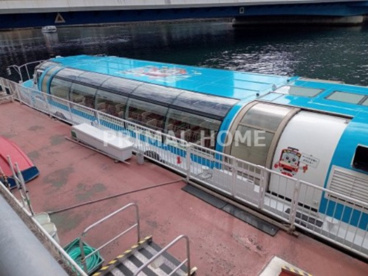 横浜駅東口〔横浜ベイクォーター〕の画像1