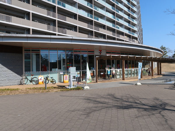 セブンイレブン ブリリア多摩ニュータウン店
