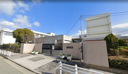 尼崎市立中央中学校の画像1