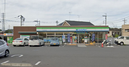 ファミリーマート 国立青果市場前店の画像1