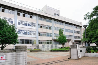 武蔵野市立第四中学校の画像1