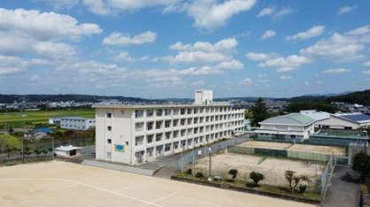 三木市立別所中学校の画像1