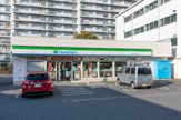 ファミリーマート 環八北赤羽店