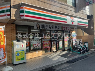 セブンイレブン横浜浅間町1丁目店の画像1