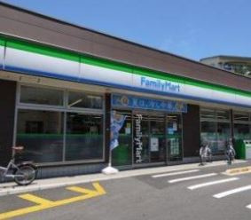 ファミリーマート 杉並井草一丁目店の画像1